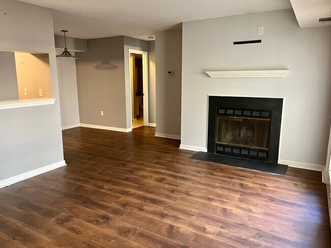 Foto del edificio - 5708 Shadwell Ct