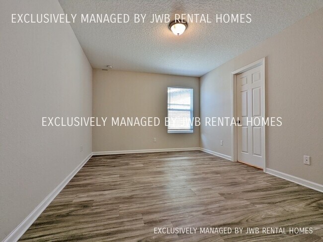 Building Photo - 2985 Plum St