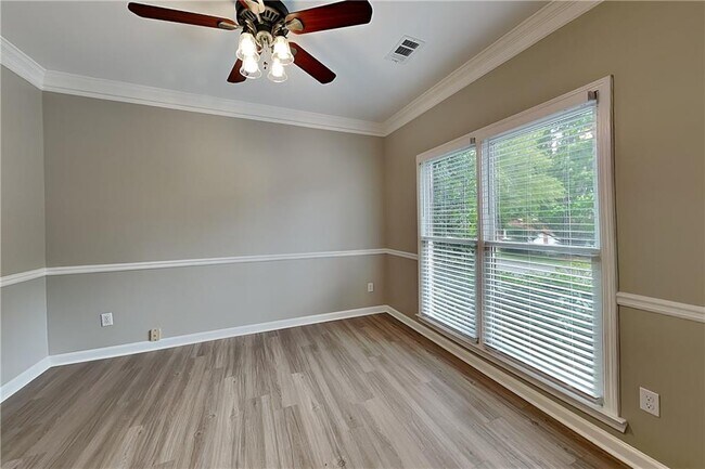 Foto del edificio - 3174 Vickery Dr NE
