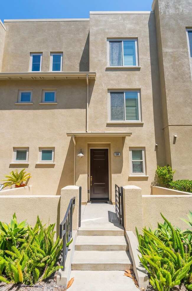 Building Photo - Ocean, #104