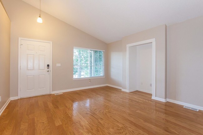 Building Photo - 20566 Willowbend Ln
