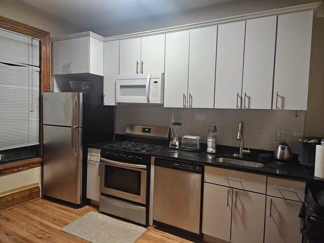 Foto del edificio - 939 E 156th St