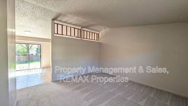 Foto del edificio - 5480 Mule Deer Dr