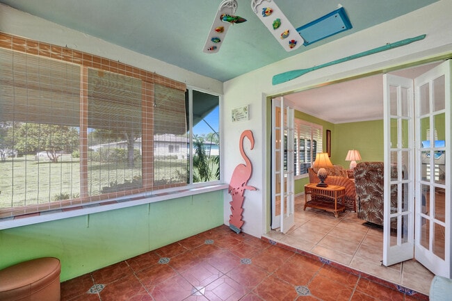 Building Photo - 517 High Point Dr