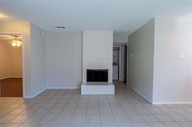 Building Photo - 1805 W Spring Creek Pkwy