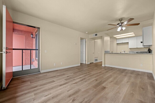 Building Photo - 12737 Rosecrans Ave