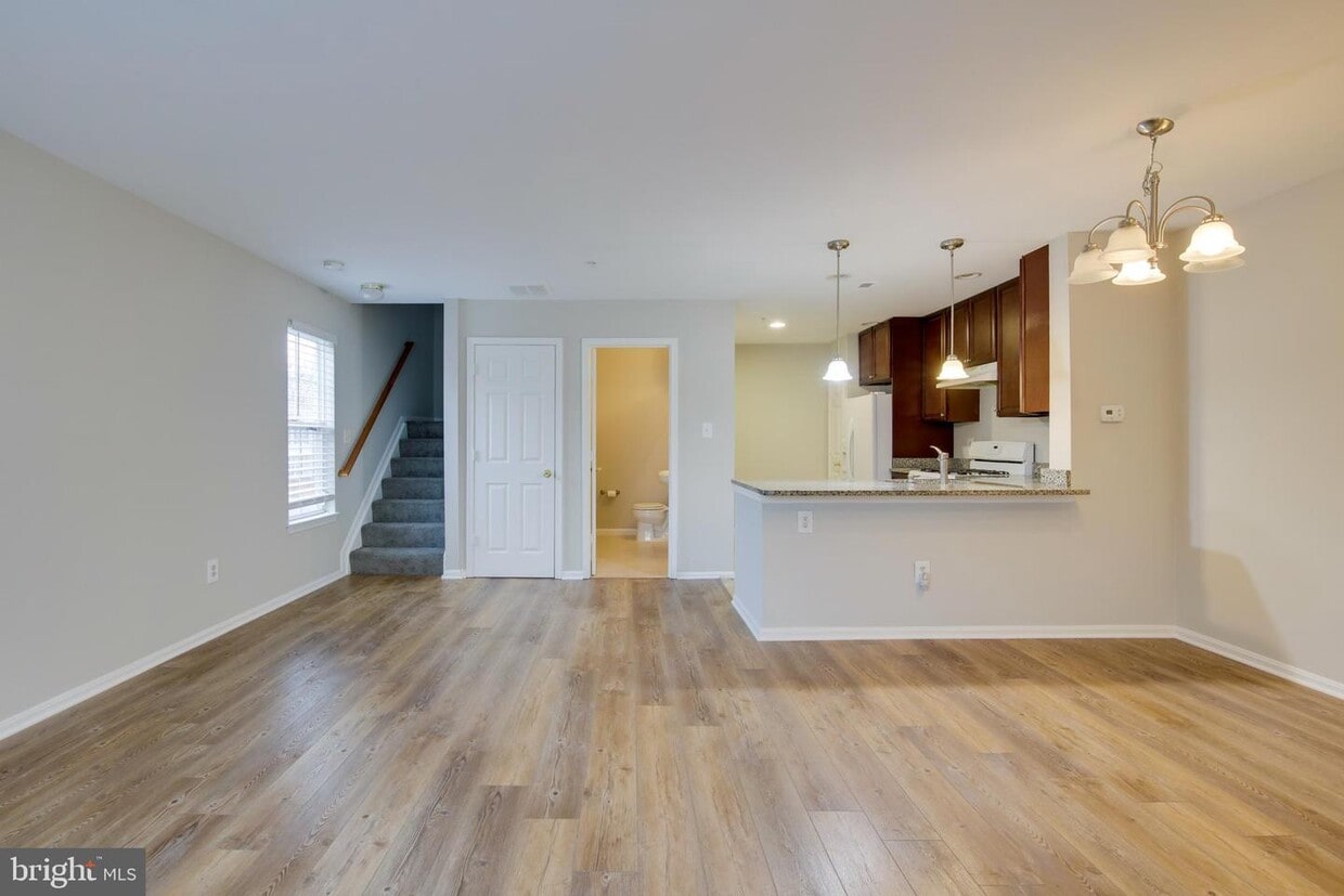 141 Royalty Cir, Owings Mills, MD 21117 Condo for Rent in Owings