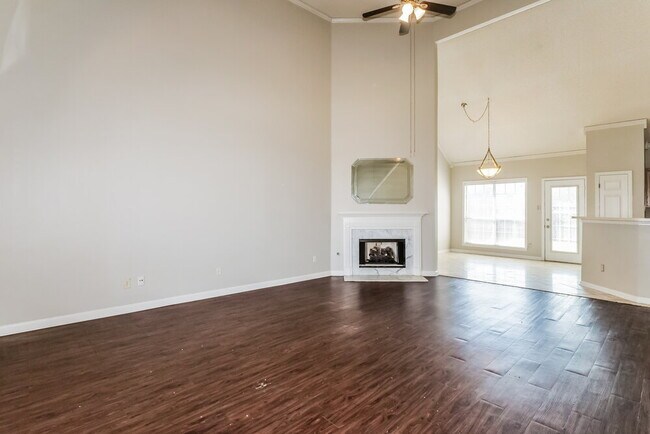 Foto del edificio - 3143 Woodland Pine Dr