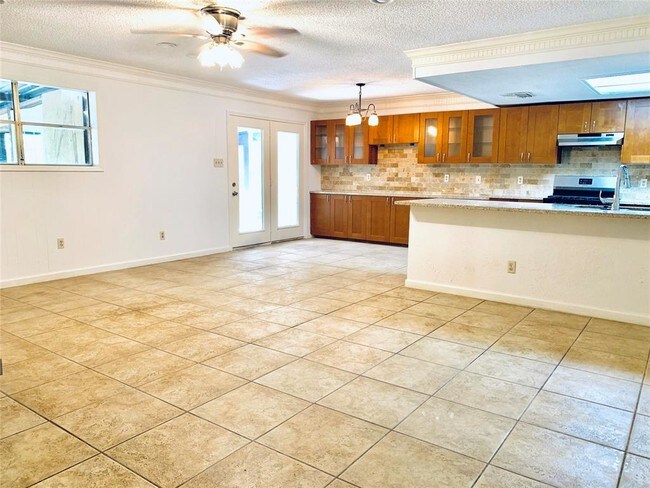 Building Photo - 5915 Gum Grove Ln