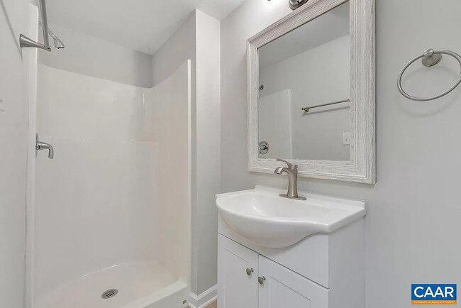 Foto del edificio - 1643 Meridian St