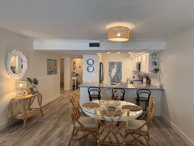 Foto del edificio - 6650 Sunset Way