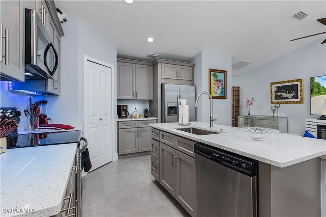 Foto del edificio - 1331 NE 15th Ln