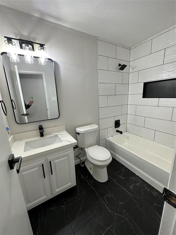 Foto principal - 11935 Greensbrook Forest Dr