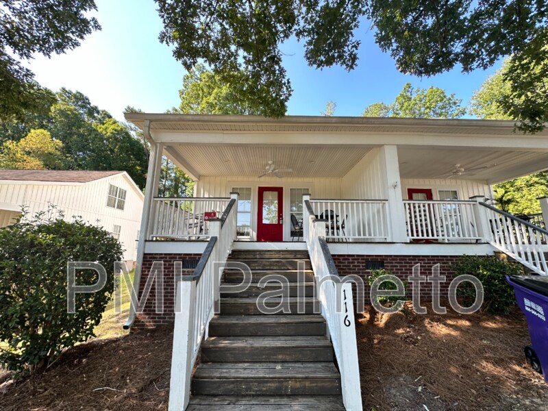 Foto principal - 1032 Sandalwood Rd