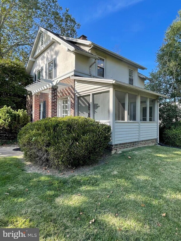 208 Greenwood Rd, Linthicum Heights, MD 21090 House Rental in Linthicum Heights, MD