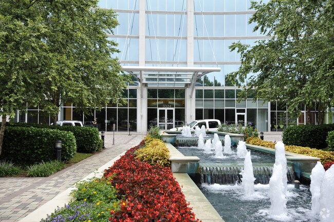 Foto del edificio - Realm Condominiums