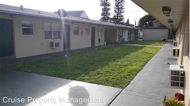 Building Photo - 6031 Polk St