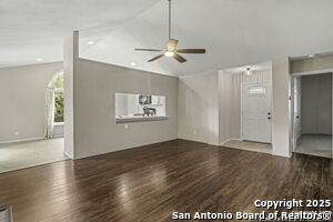 Foto del edificio - 7130 Elm Trail Dr