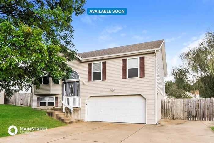 Primary Photo - 970 Sunset Farms Ct, St Charles, MO 63304