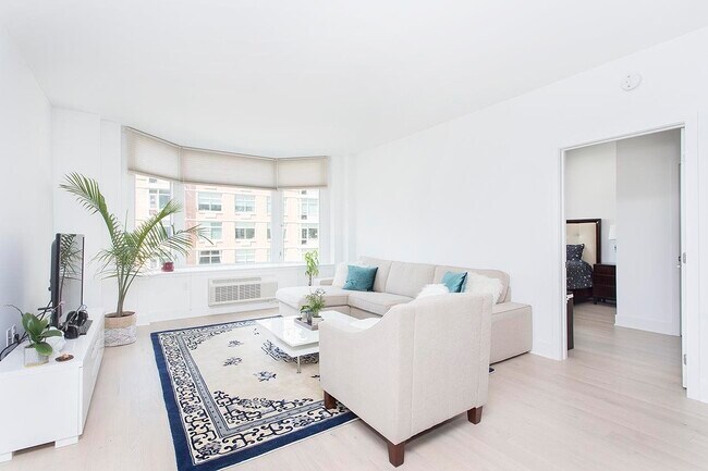 Foto del edificio - 1400 Hudson St