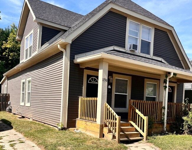 Building Photo - 1756 S Delaware St