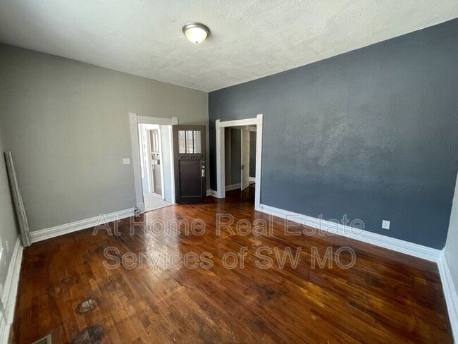 Foto del edificio - 1015 N Sherman Ave