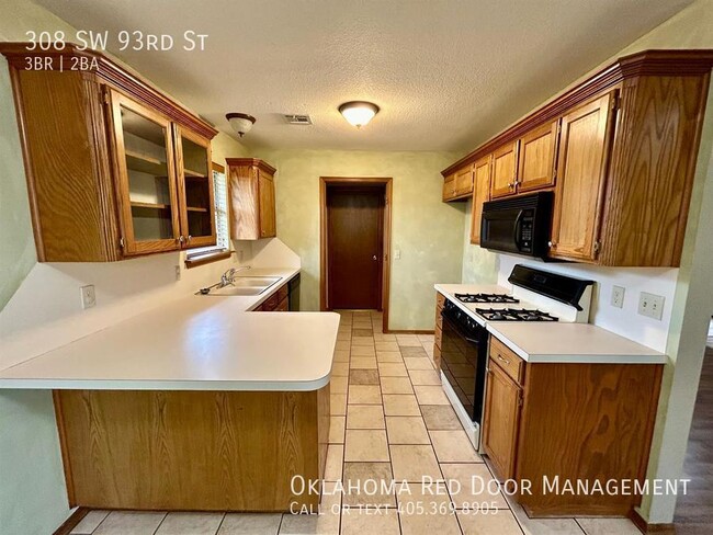 Foto del edificio - 308 SW 93rd St
