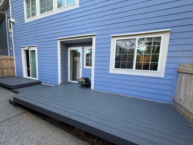 New private trex deck - 8465 S 16th St