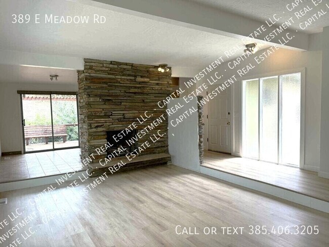 Building Photo - 389 E Meadow Rd