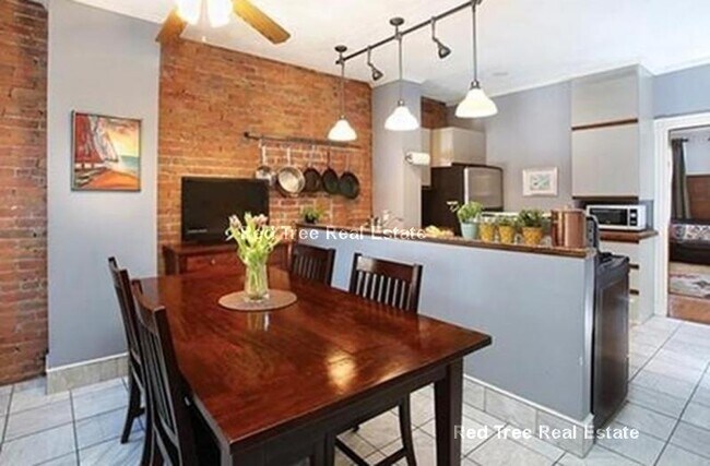 Foto del edificio - 1793 Beacon St