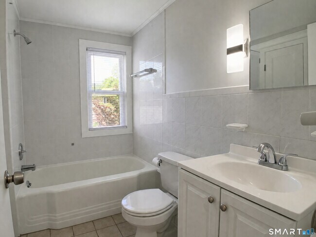 Building Photo - 53 Le Clair Ct