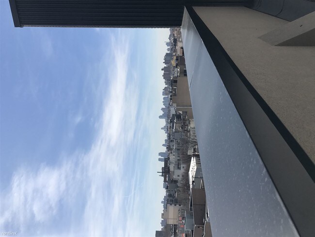 Foto del edificio - 3 br, 1 bath  - 249 Ainslie St 3B
