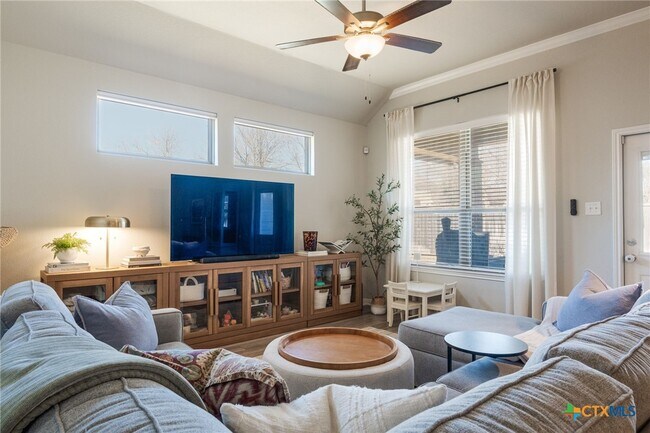 Foto del edificio - 7320 Hammermill Ln