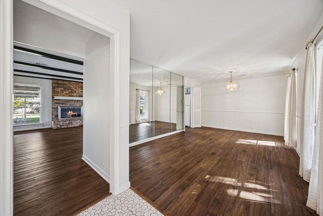 Building Photo - 12826 Westmere Dr