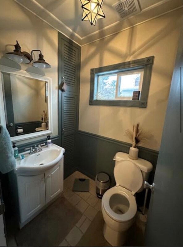 Foto del edificio - 324 W Milwaukee St