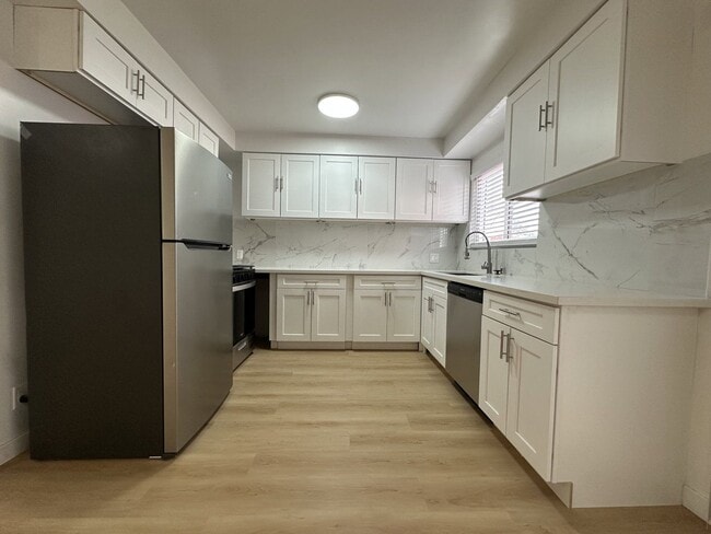 Photo - 7825  W. Manchester Ave Apartment