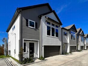 Building Photo - 8318 Curry Rd