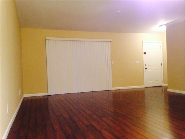 Foto del edificio - 41341 Southwind Dr