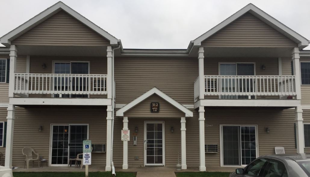 Primary Photo - Pheasant Run Apartments - Waupaca