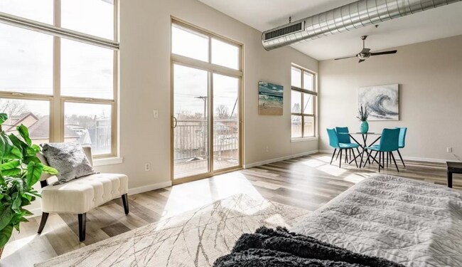 Building Photo - 3421 Arapahoe St