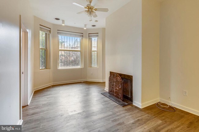 Foto del edificio - 1900 3rd St NW