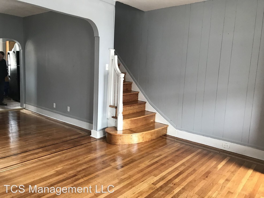 Foto principal - 3 br, 1 bath House - 5733 N. Hope St. (Rafco)