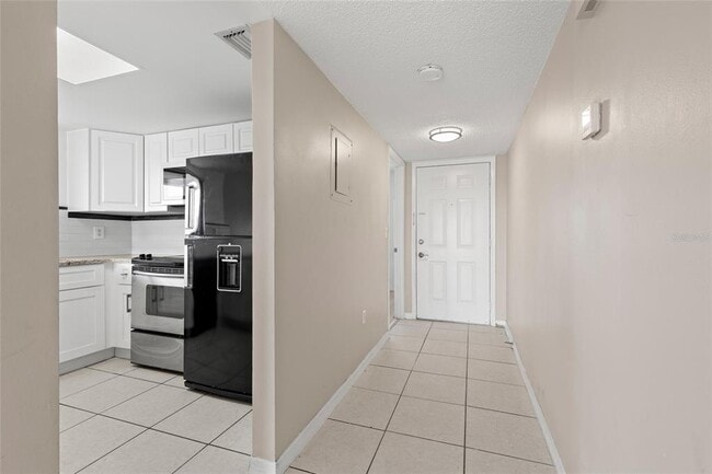 Foto del edificio - 1064 Lotus Pkwy