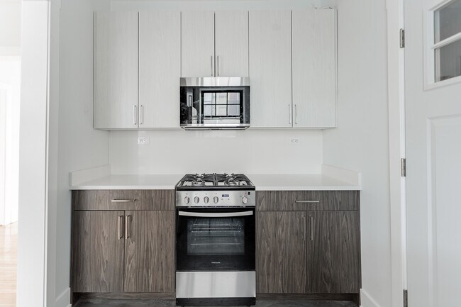 Foto del edificio - 1623 W Belmont Ave