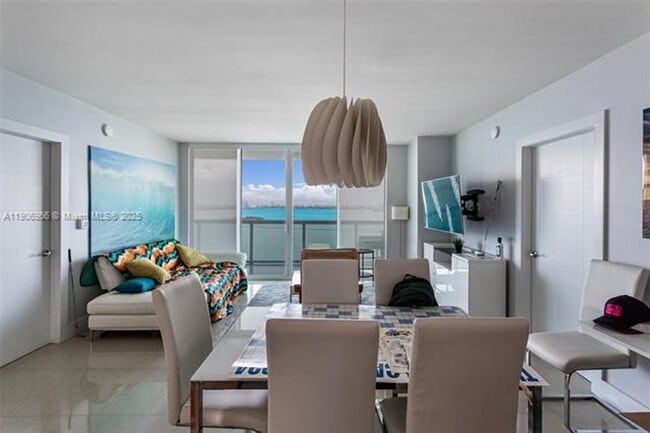 Foto del edificio - 1800 N Bayshore Dr