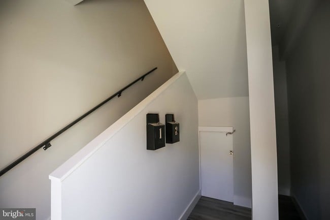 Building Photo - 537 N 35th St