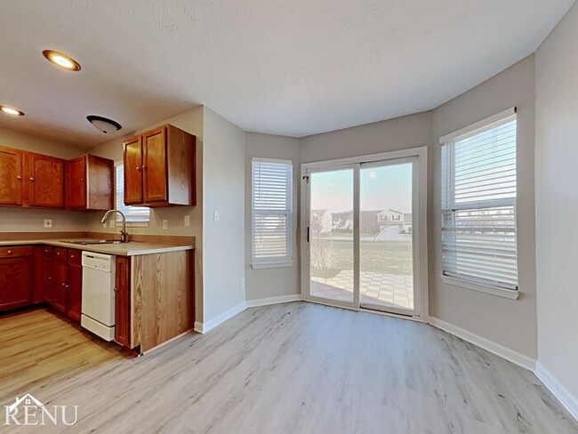 Building Photo - 1242 Summer Ridge Ln