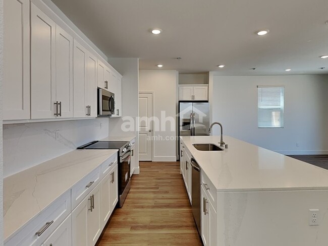 Foto del edificio - 11183 Magallanes Street