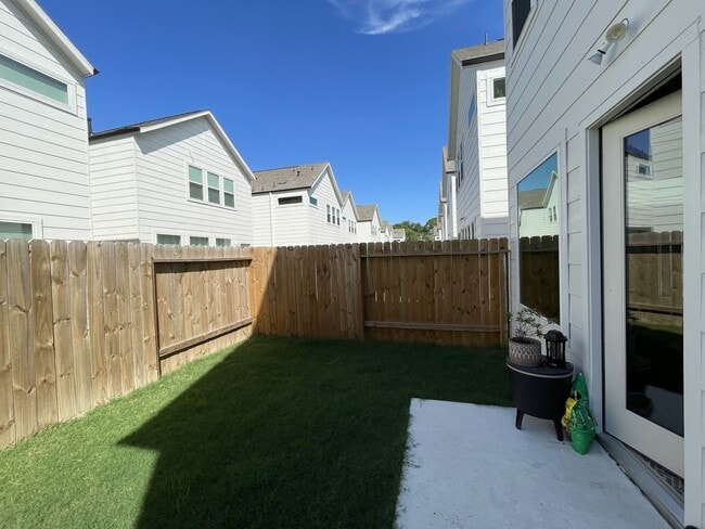 Building Photo - 4418 Bora Bora Ln