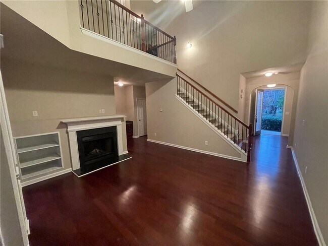 Building Photo - 2574 Pierce Brennen Ct NE